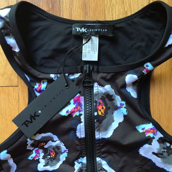 NWT T-VK One piece swim suit. Black/floral, M - Picture 2 of 8